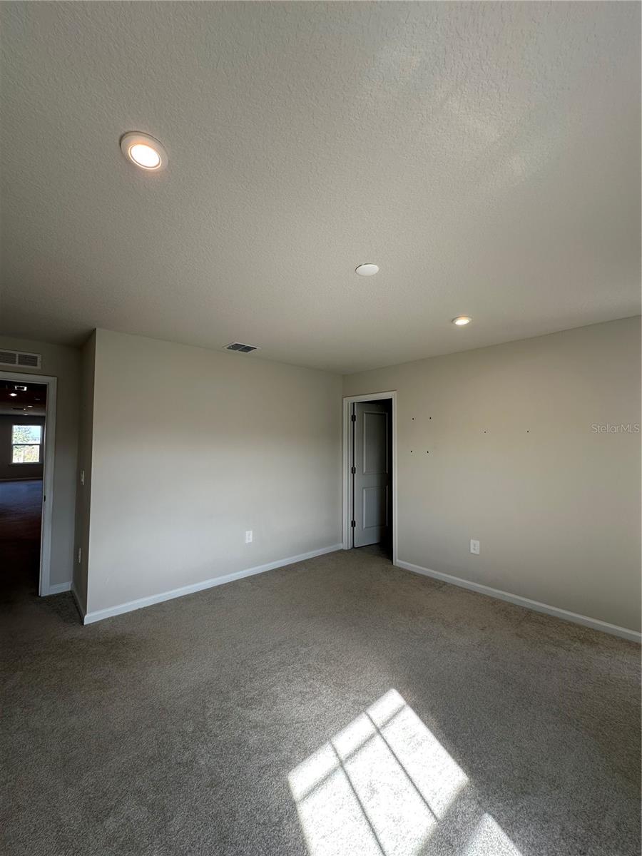 Image 44 of 98 For 3785 Blue Mountain Way