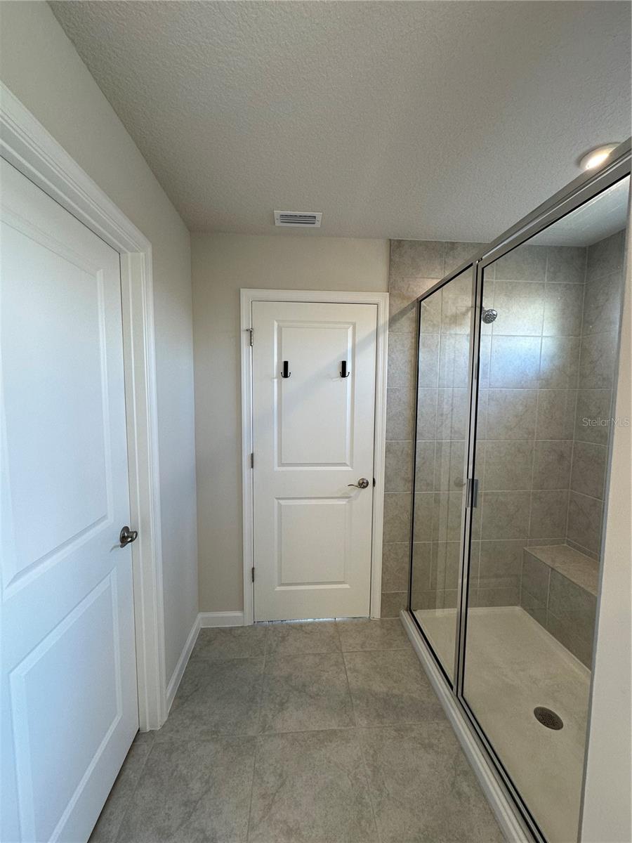 Image 71 of 98 For 3785 Blue Mountain Way