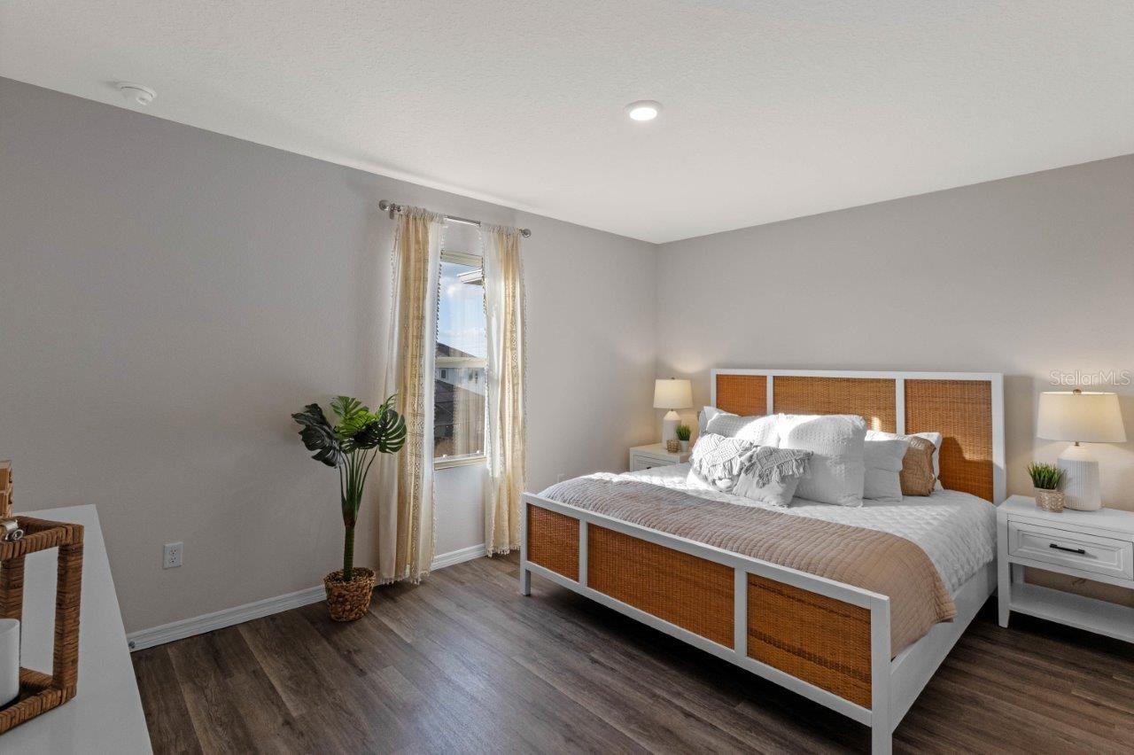 Image 20 of 25 For 2621 Olympic Court