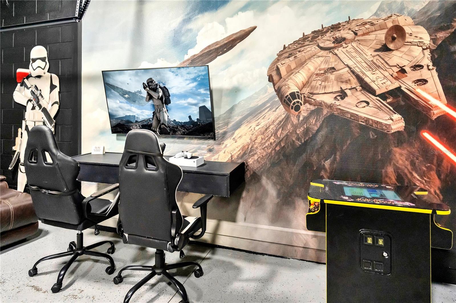 Image 18 of 79 For 7639 Wilmington Loop