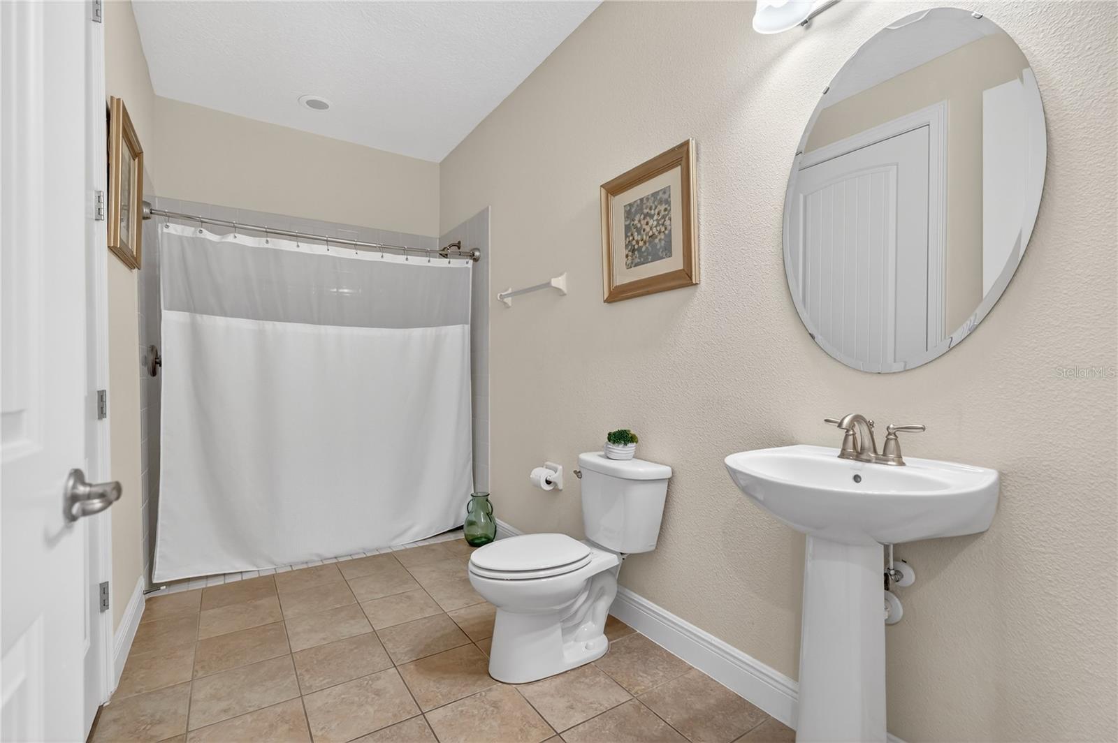 Image 31 of 79 For 7639 Wilmington Loop