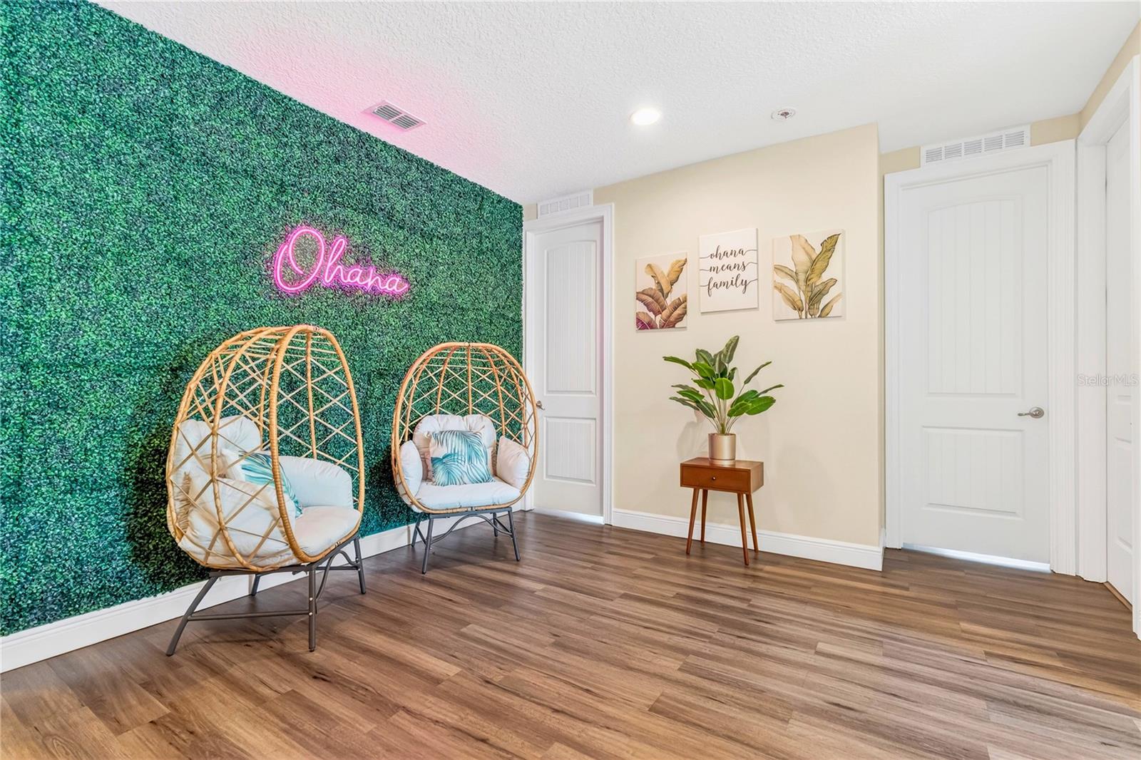 Image 32 of 79 For 7639 Wilmington Loop