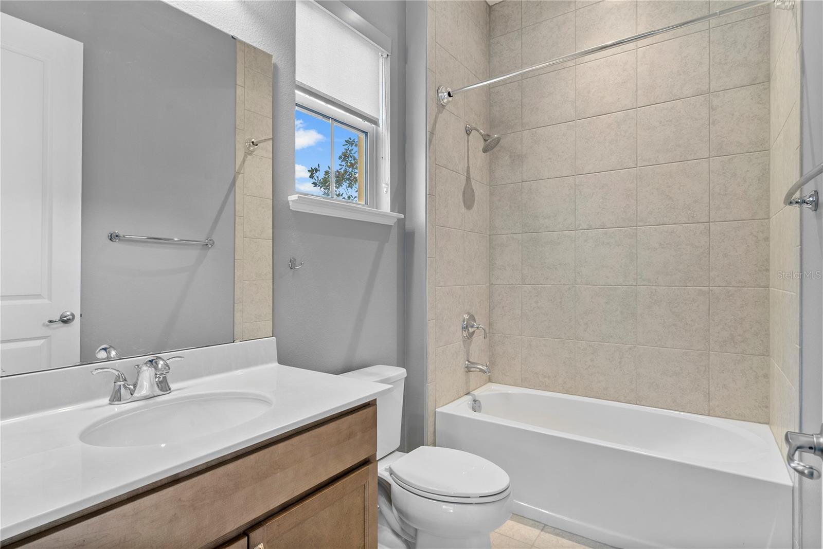 Image 22 of 63 For 15706 Cutter Sail Place