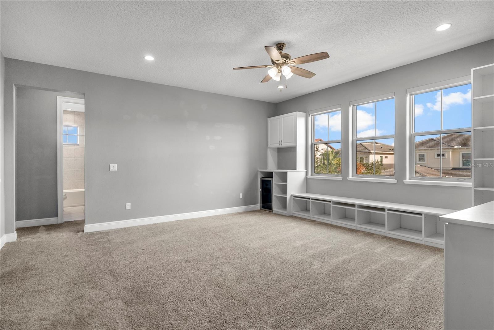 Image 27 of 63 For 15706 Cutter Sail Place