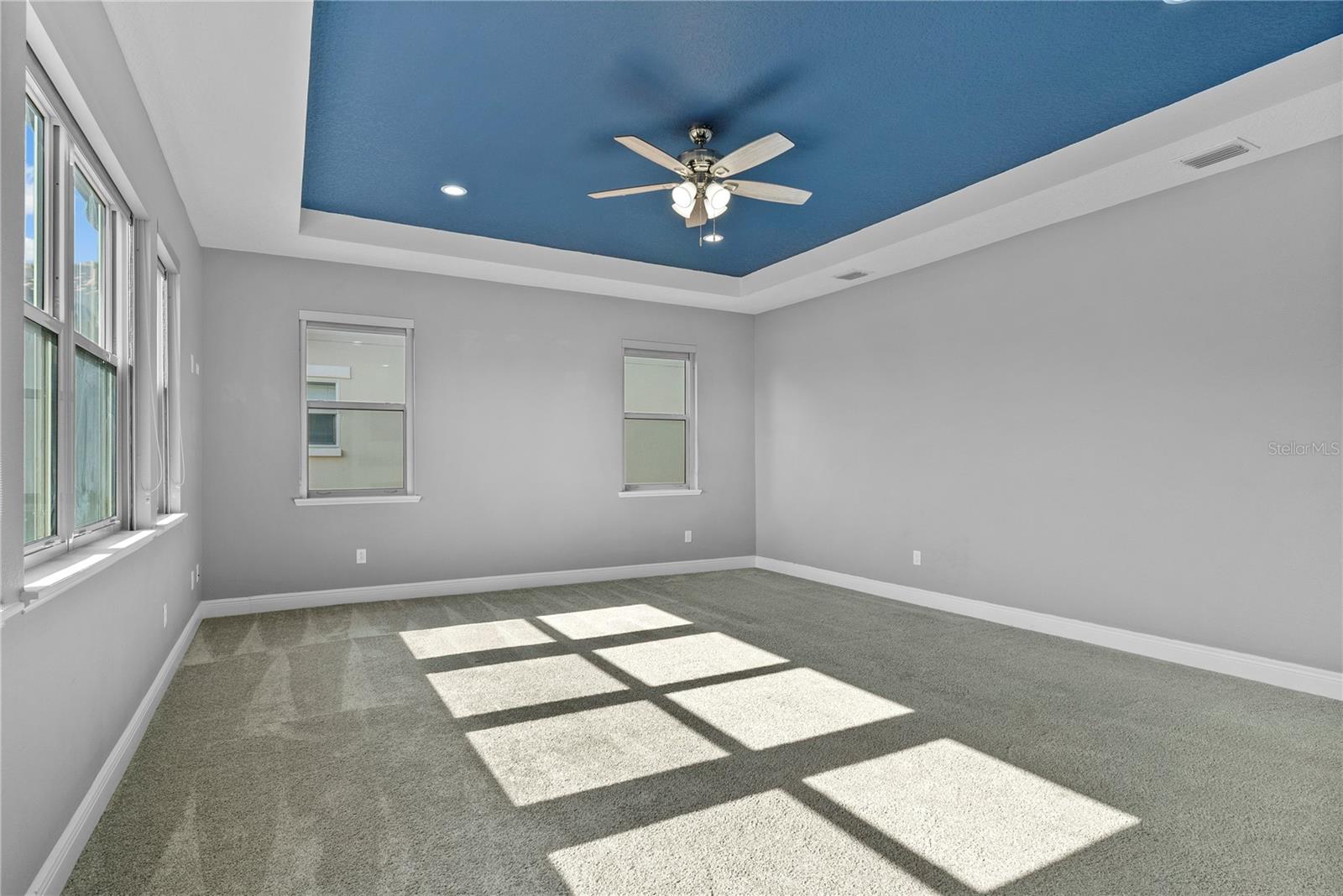 Image 33 of 63 For 15706 Cutter Sail Place