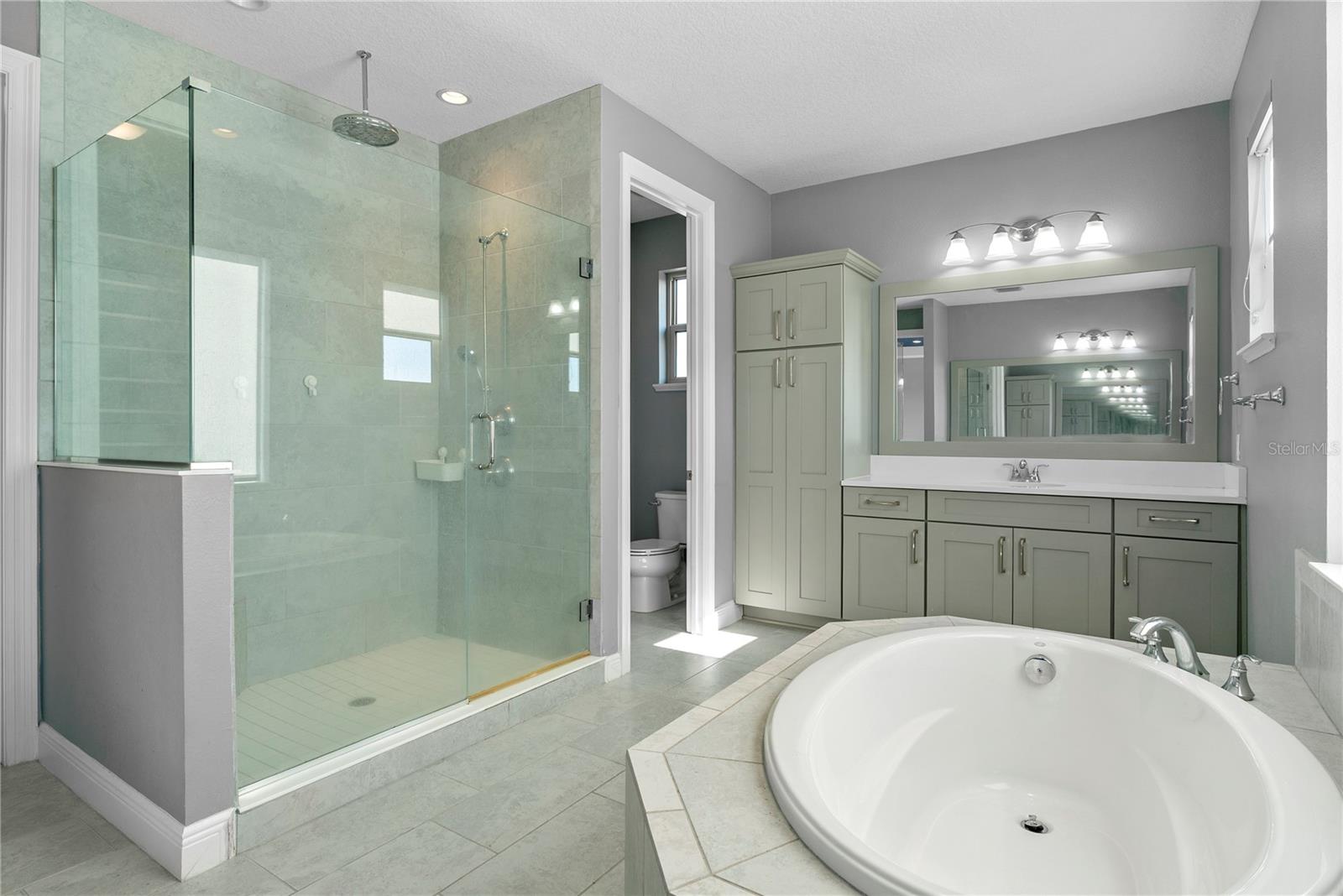 Image 34 of 63 For 15706 Cutter Sail Place