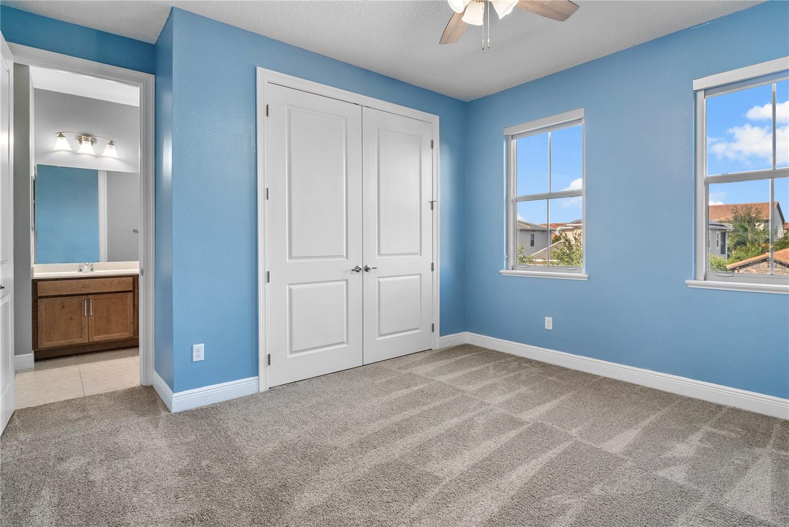 Image 42 of 63 For 15706 Cutter Sail Place