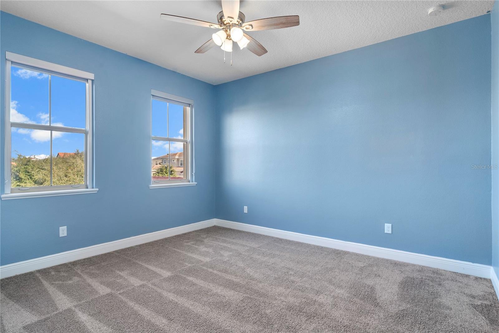 Image 43 of 63 For 15706 Cutter Sail Place