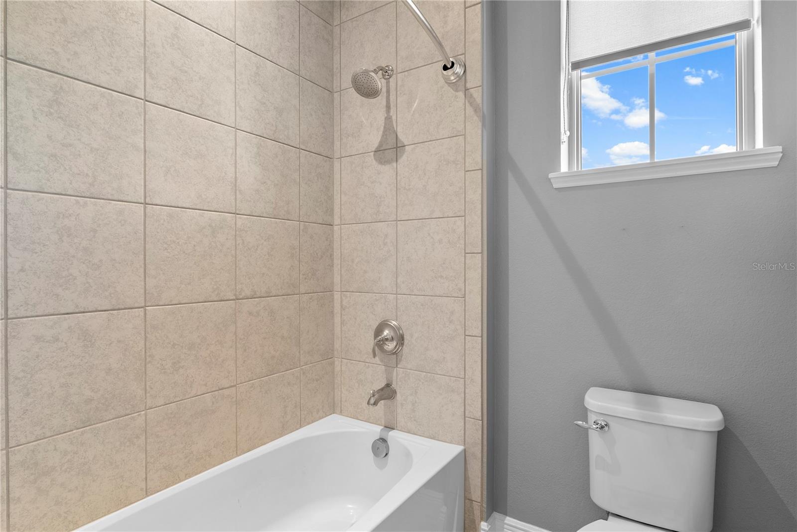 Image 45 of 63 For 15706 Cutter Sail Place