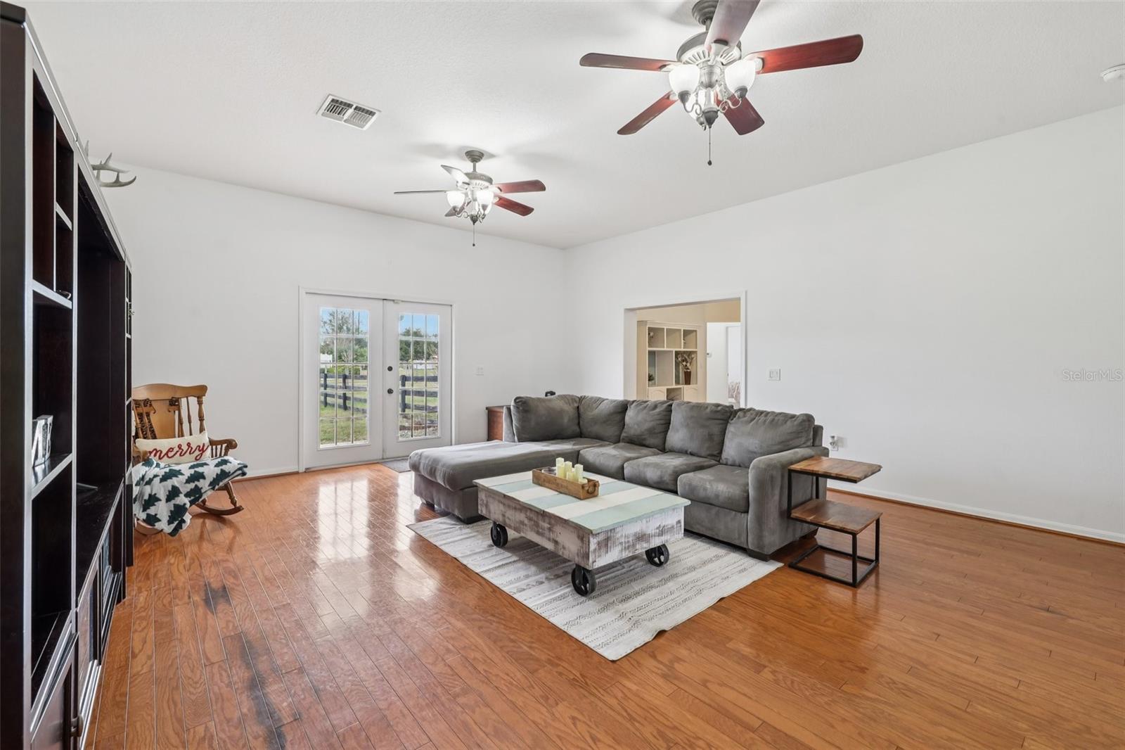 Image 17 of 77 For 12315 Fort King Road