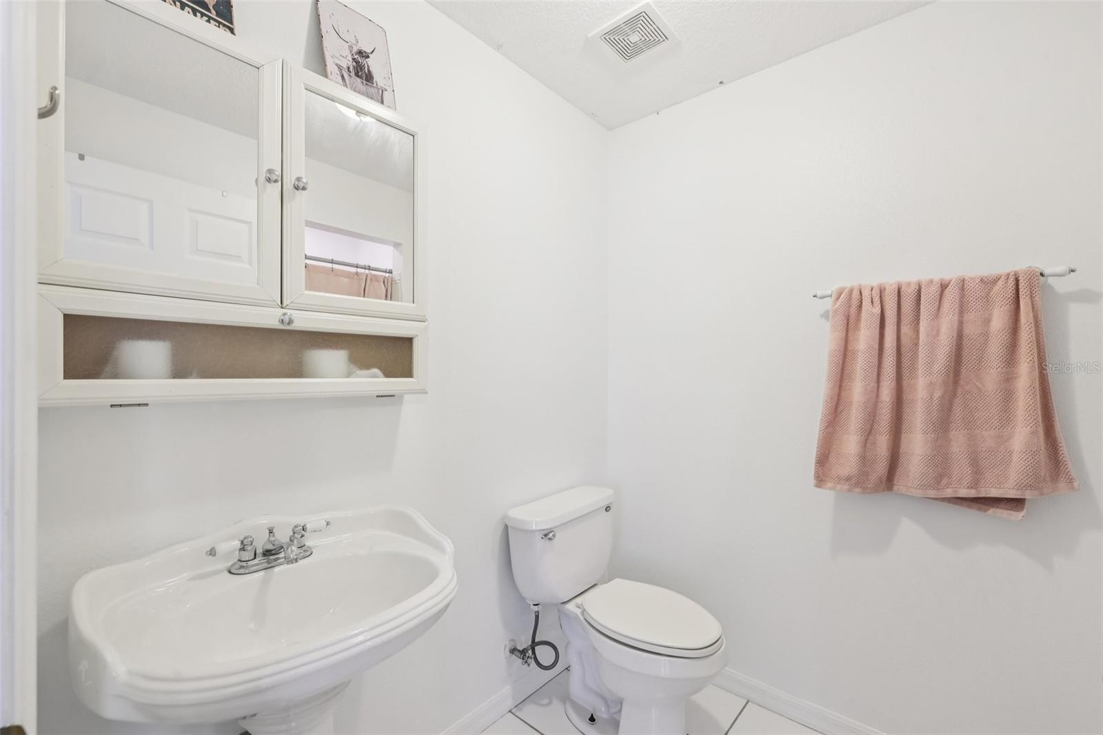 Image 43 of 77 For 12315 Fort King Road