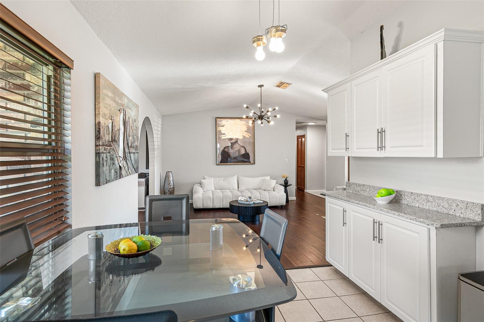 Image 11 of 26 For 112 Colleen  