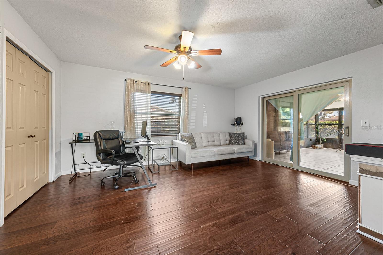 Image 14 of 26 For 112 Colleen  