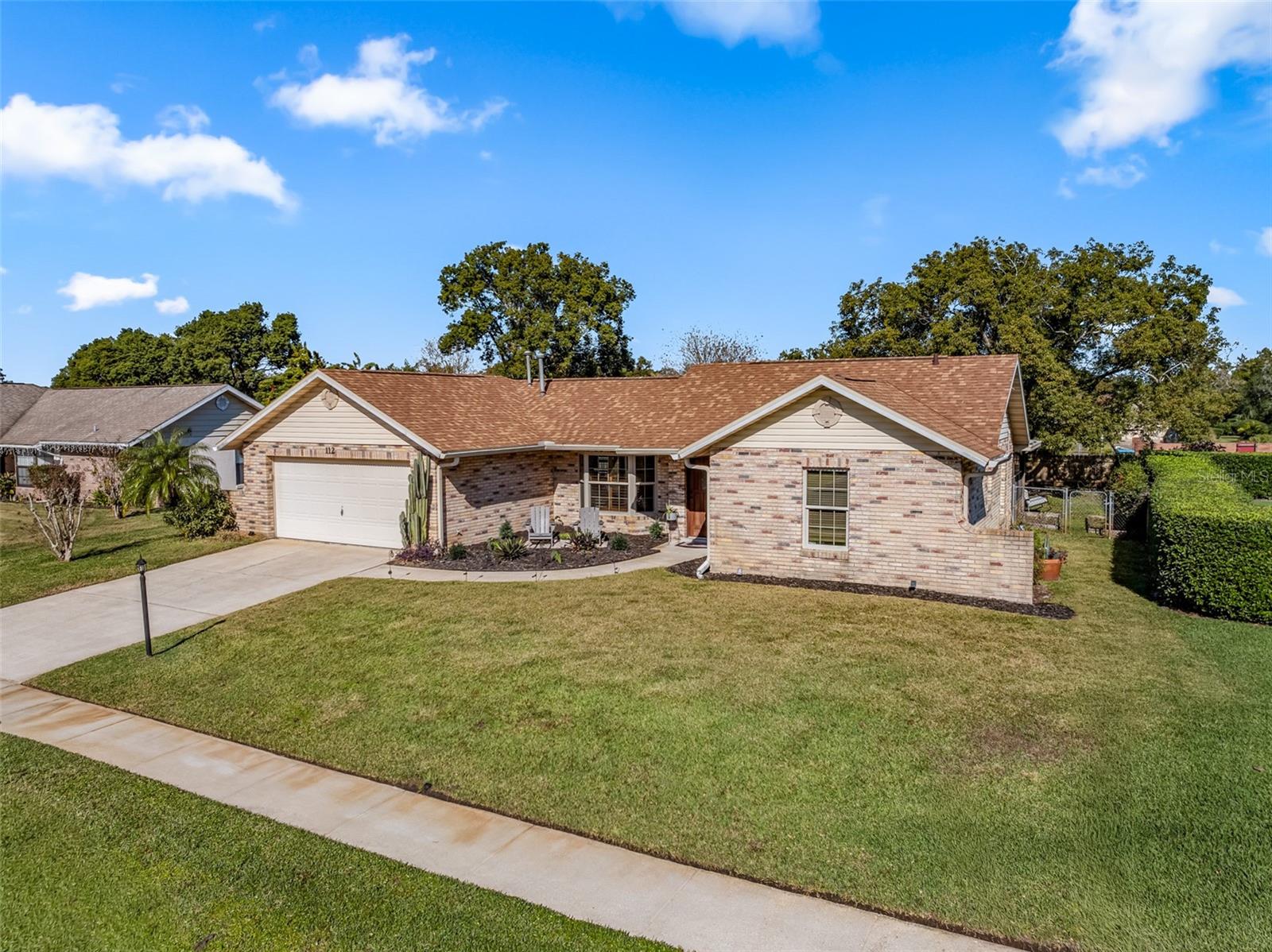 Image 2 of 26 For 112 Colleen  