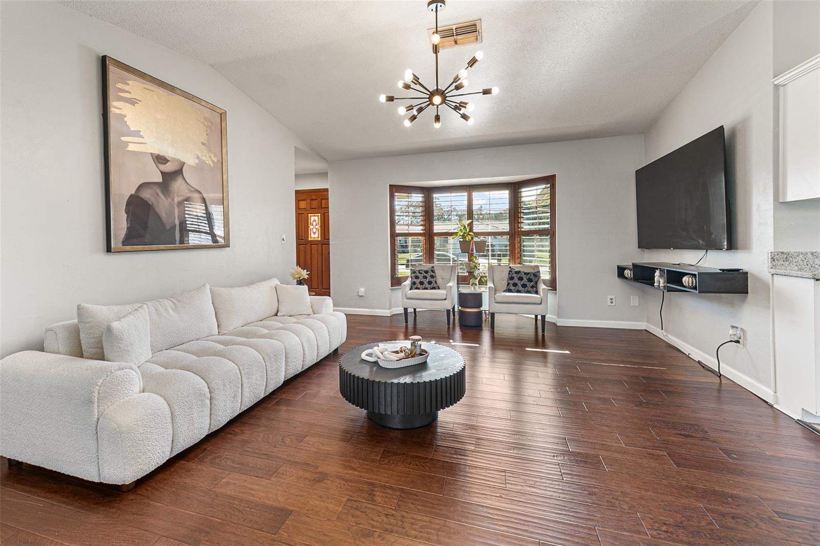 Image 7 of 26 For 112 Colleen  