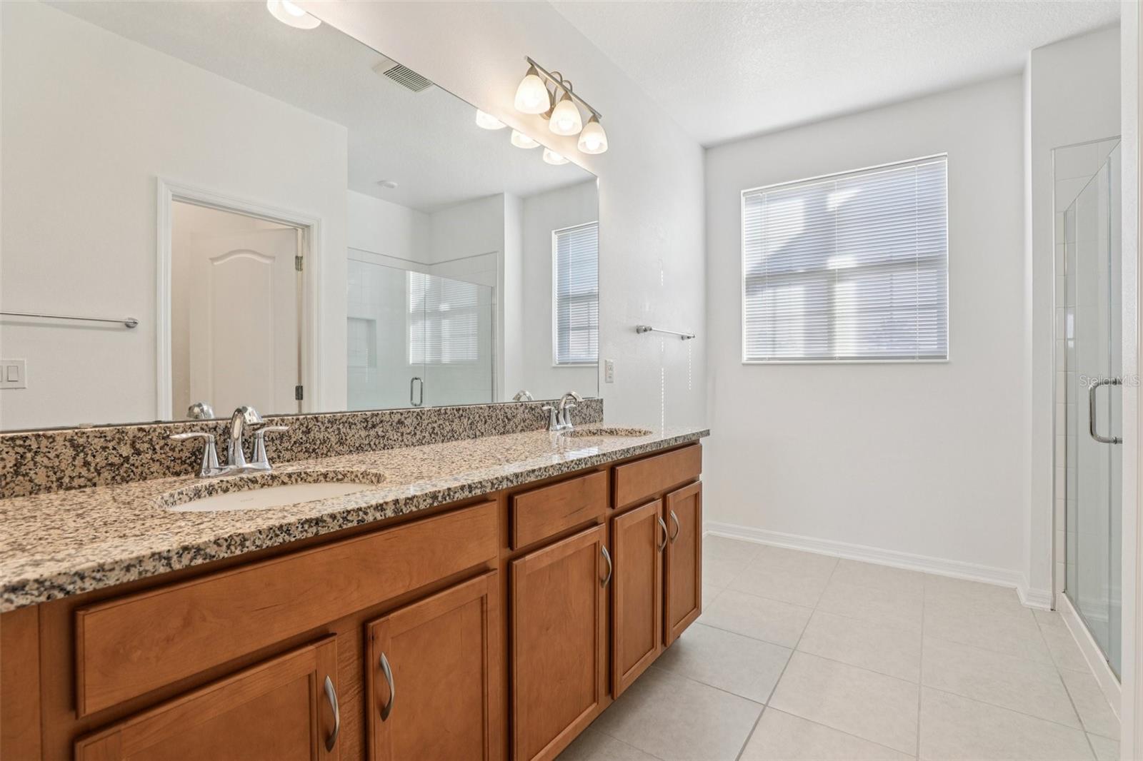 Image 19 of 31 For 17195 Hickory Wind Drive