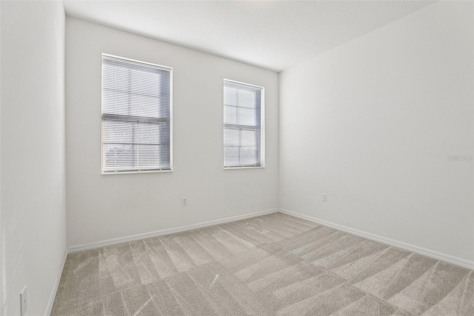 Image 23 of 31 For 17195 Hickory Wind Drive