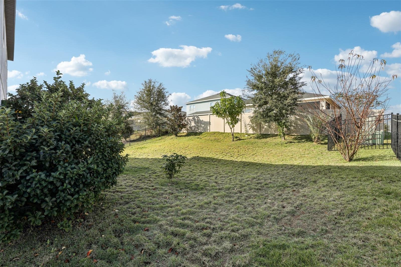 Image 27 of 31 For 17195 Hickory Wind Drive