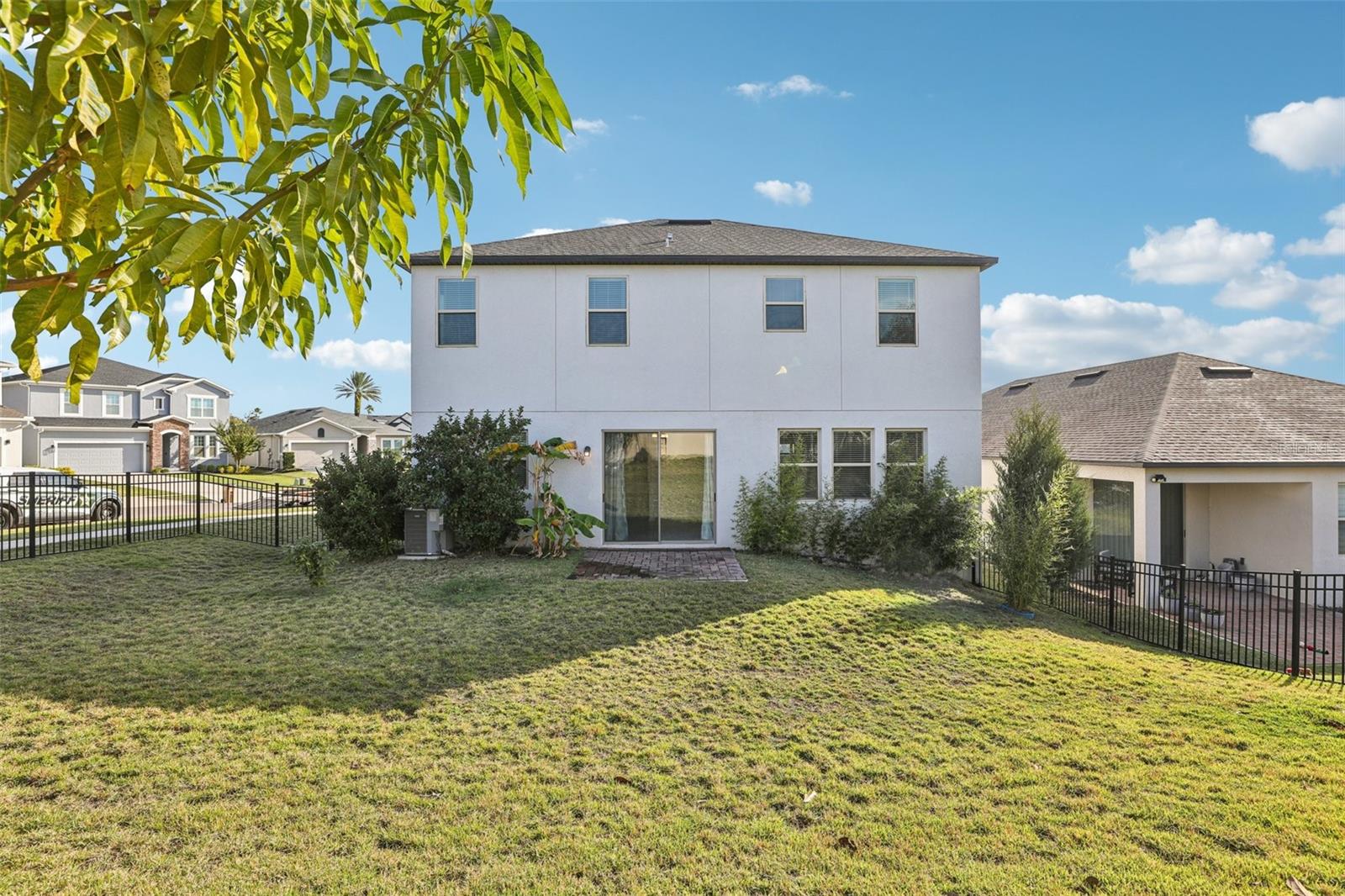 Image 28 of 31 For 17195 Hickory Wind Drive