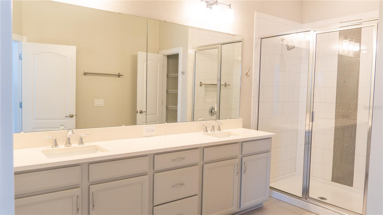 Image 18 of 47 For 1011 Lychee Court