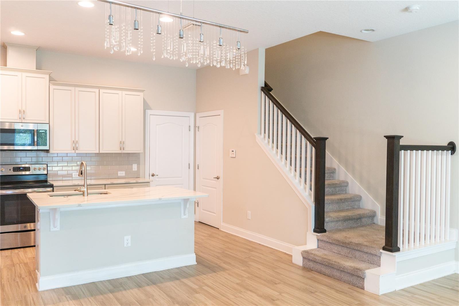 Image 6 of 47 For 1011 Lychee Court