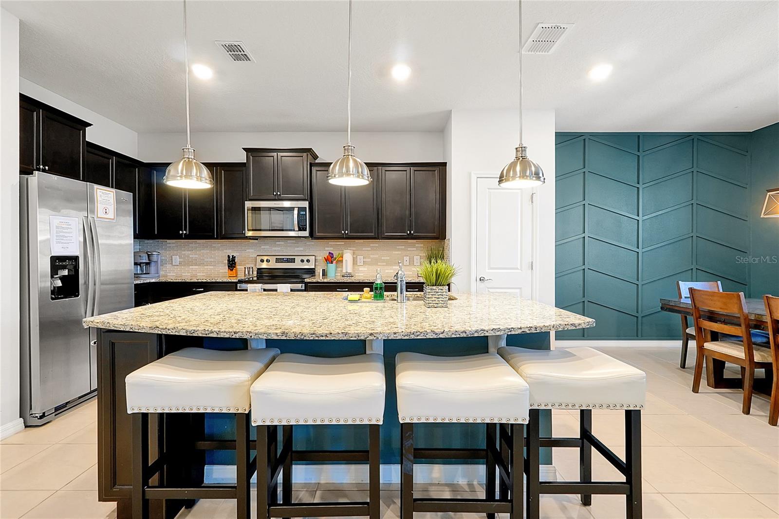 Image 19 of 92 For 1637 Kona Lane