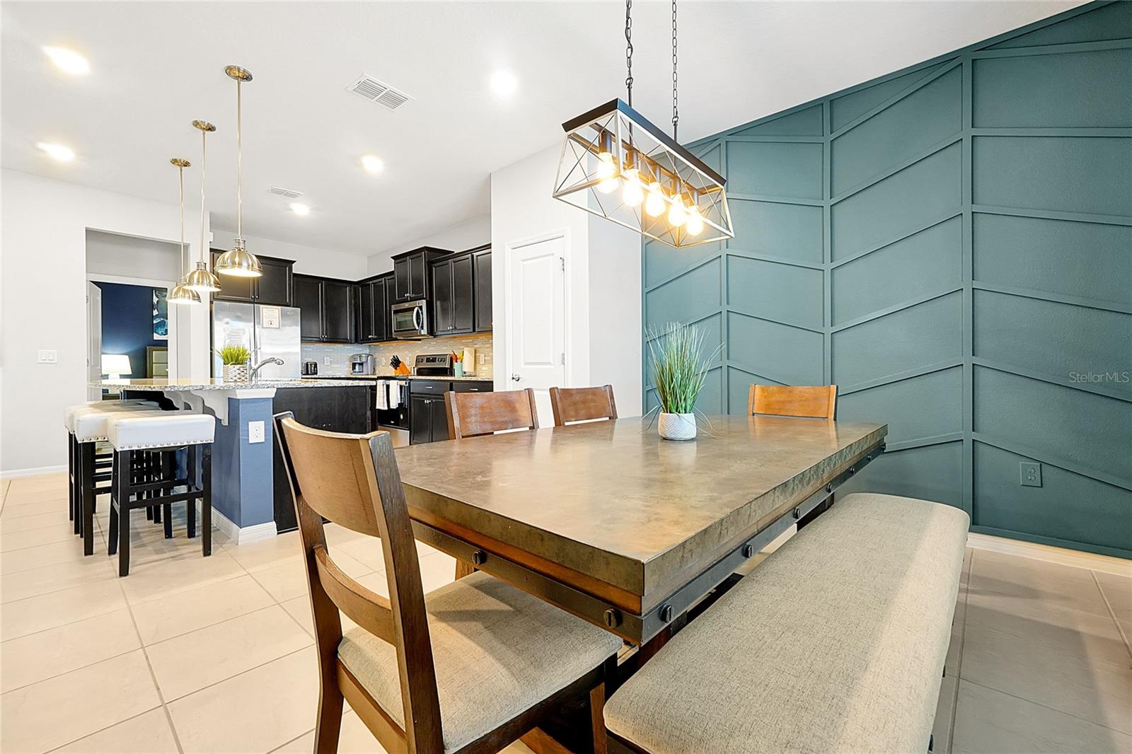 Image 24 of 92 For 1637 Kona Lane