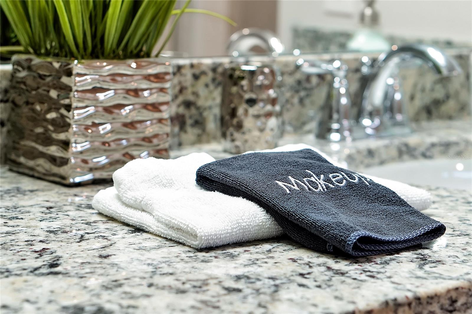 Image 40 of 92 For 1637 Kona Lane