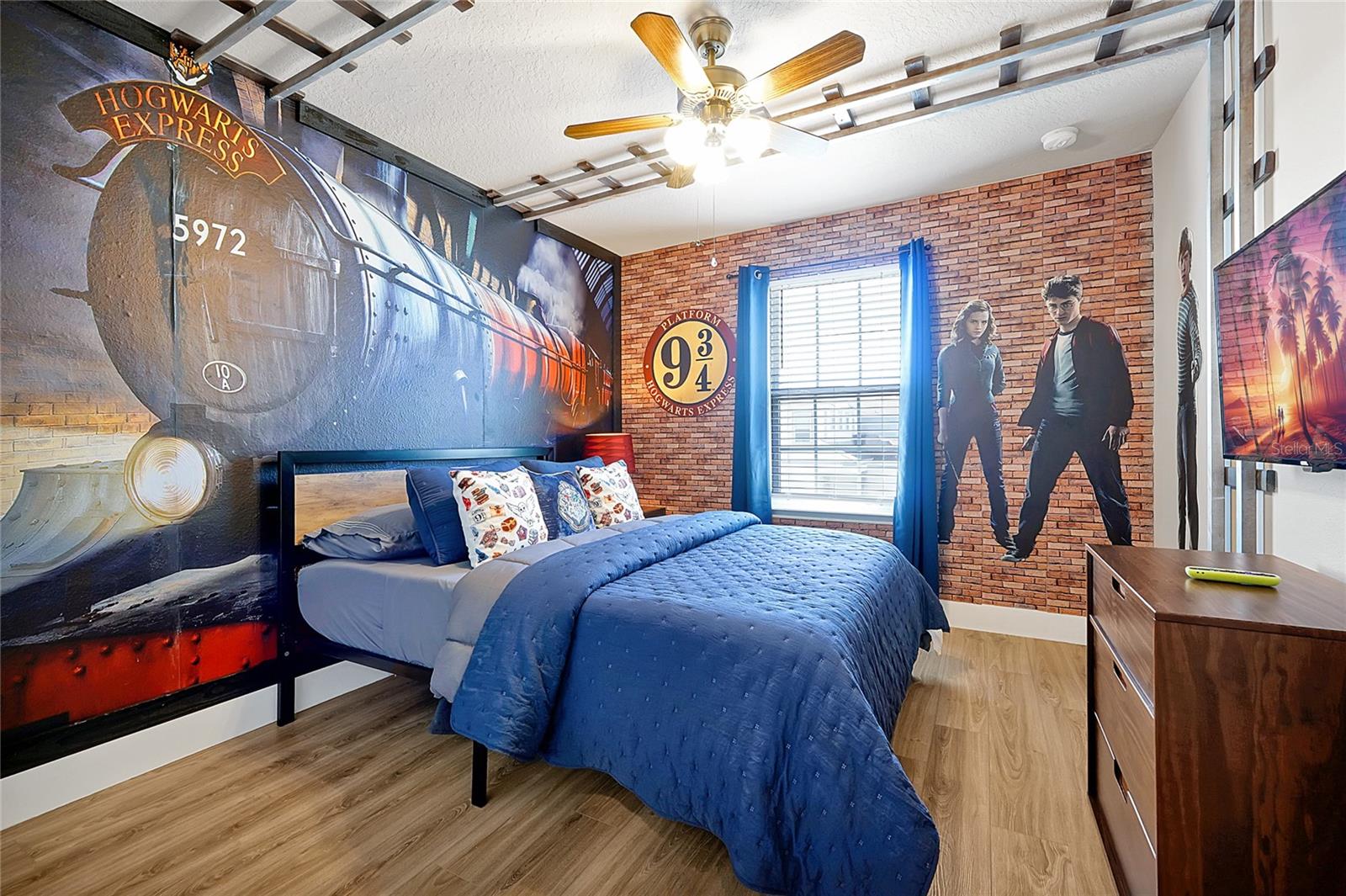 Image 5 of 92 For 1637 Kona Lane