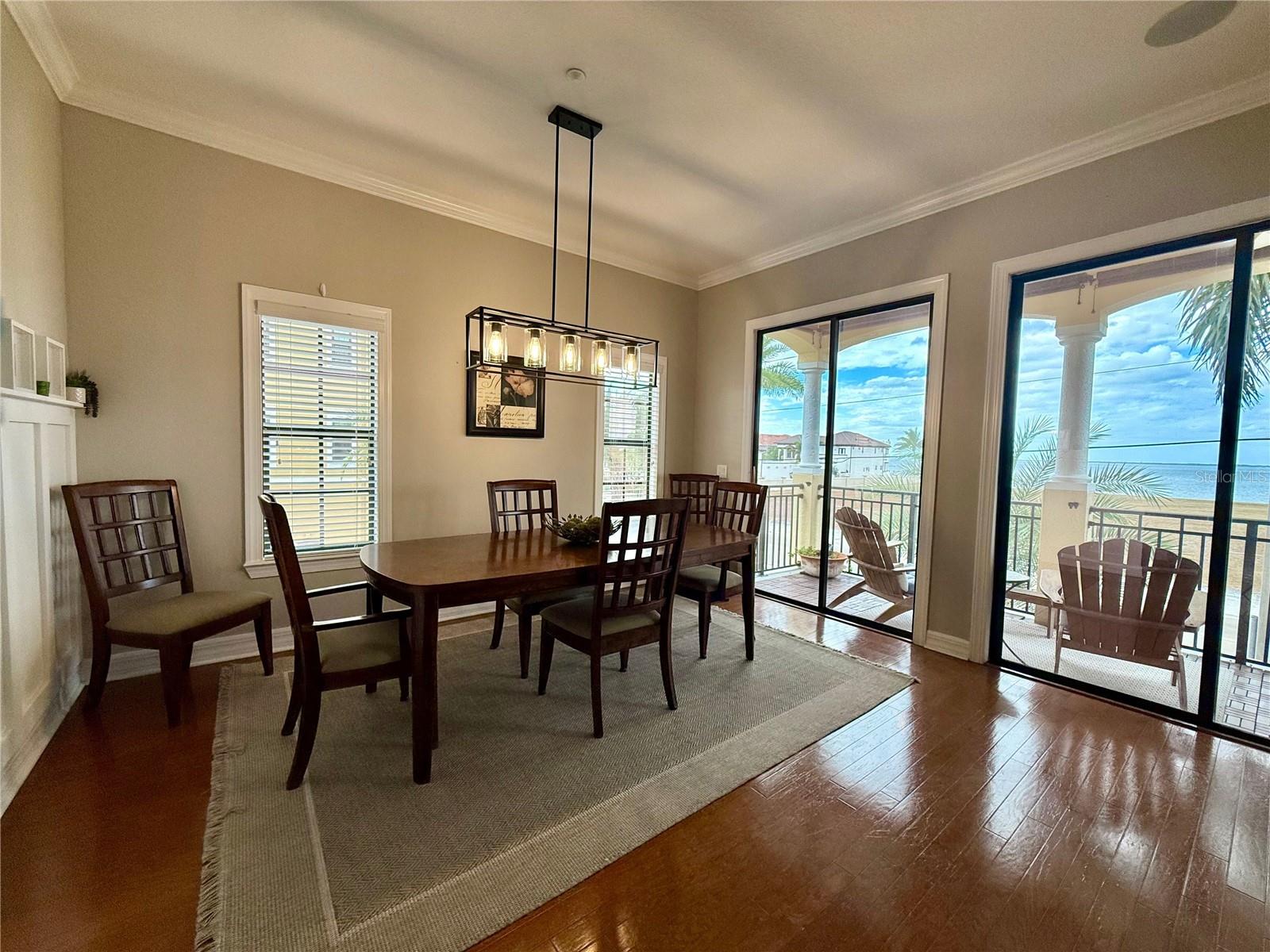 Image 12 of 39 For 6418 Mayra Shores Lane