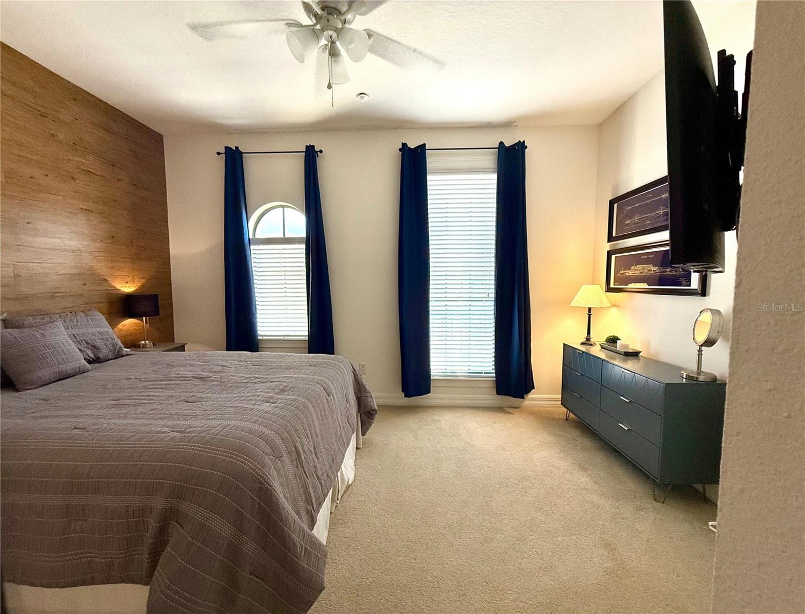 Image 20 of 39 For 6418 Mayra Shores Lane