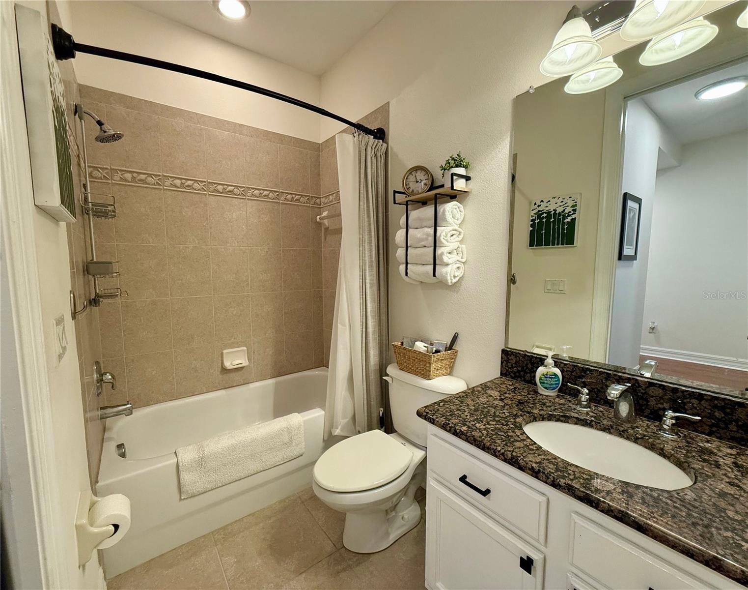 Image 21 of 39 For 6418 Mayra Shores Lane