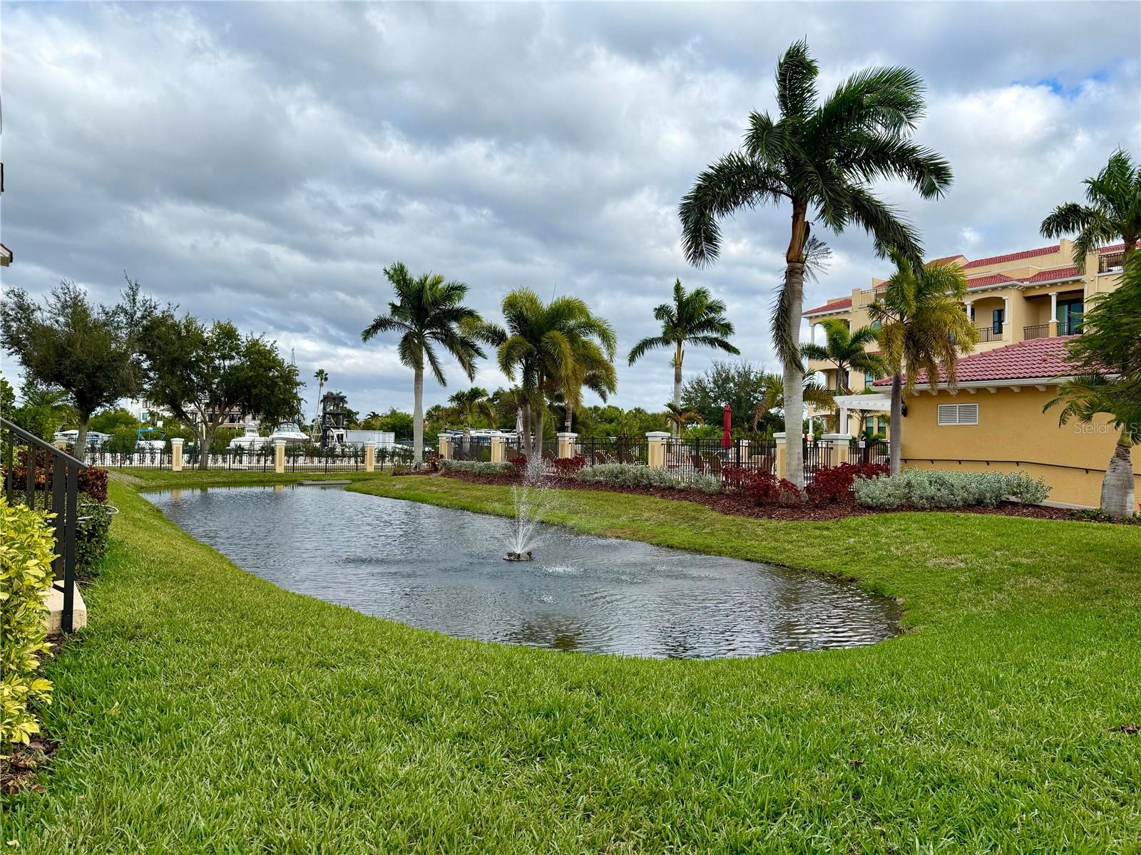 Image 30 of 39 For 6418 Mayra Shores Lane