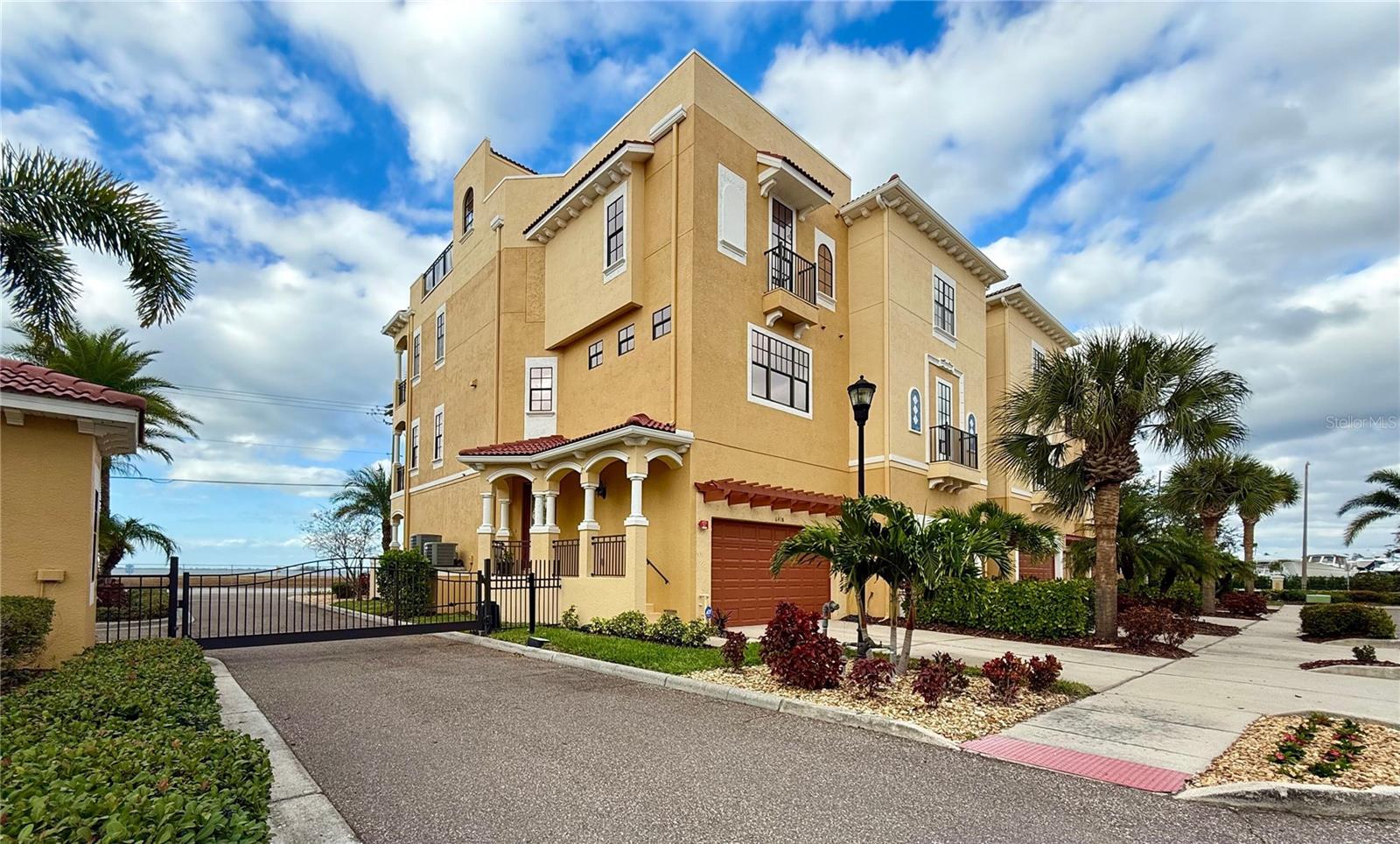 Image 35 of 39 For 6418 Mayra Shores Lane