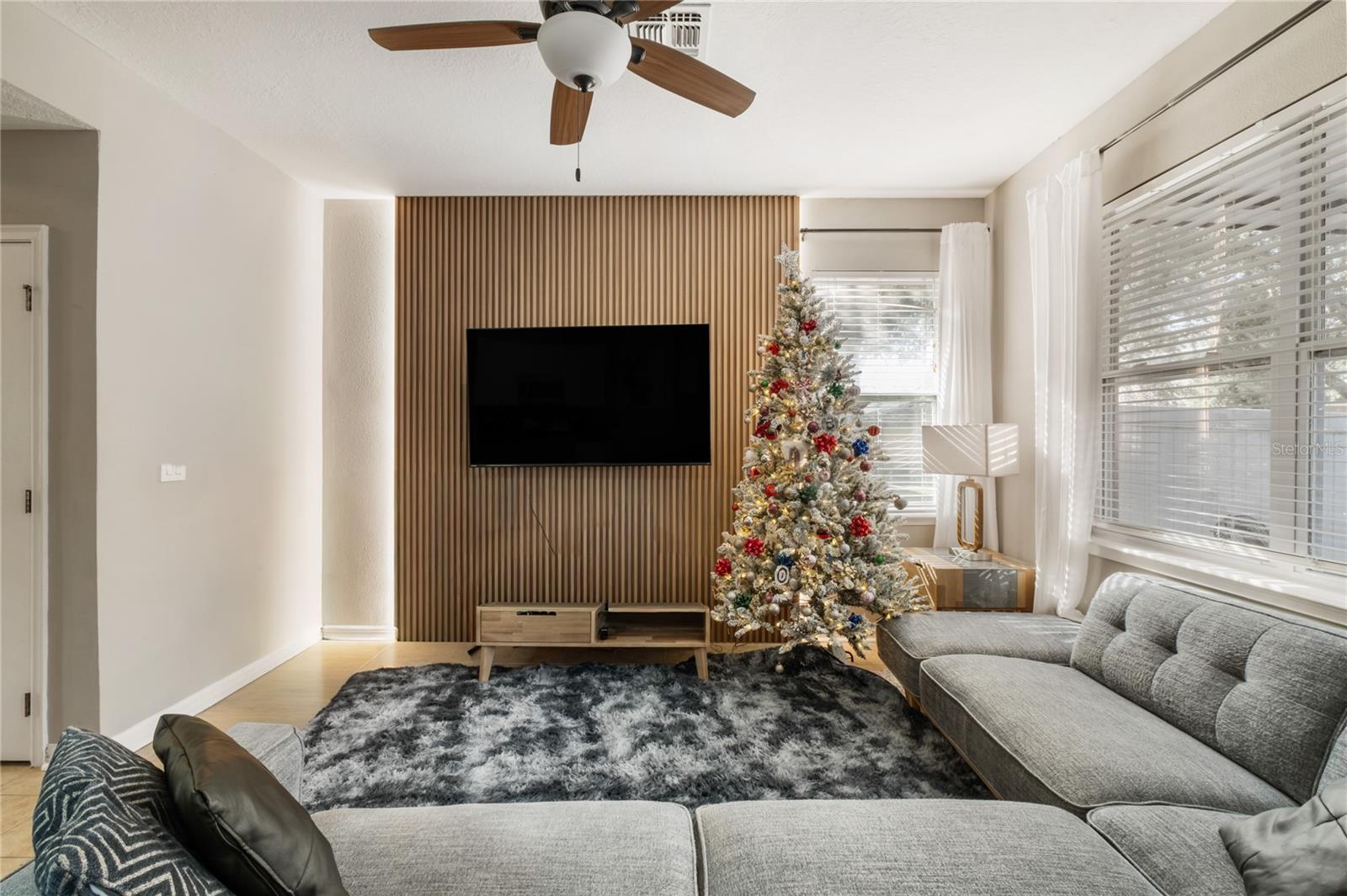 Image 6 of 21 For 7482 Bentonshire Avenue