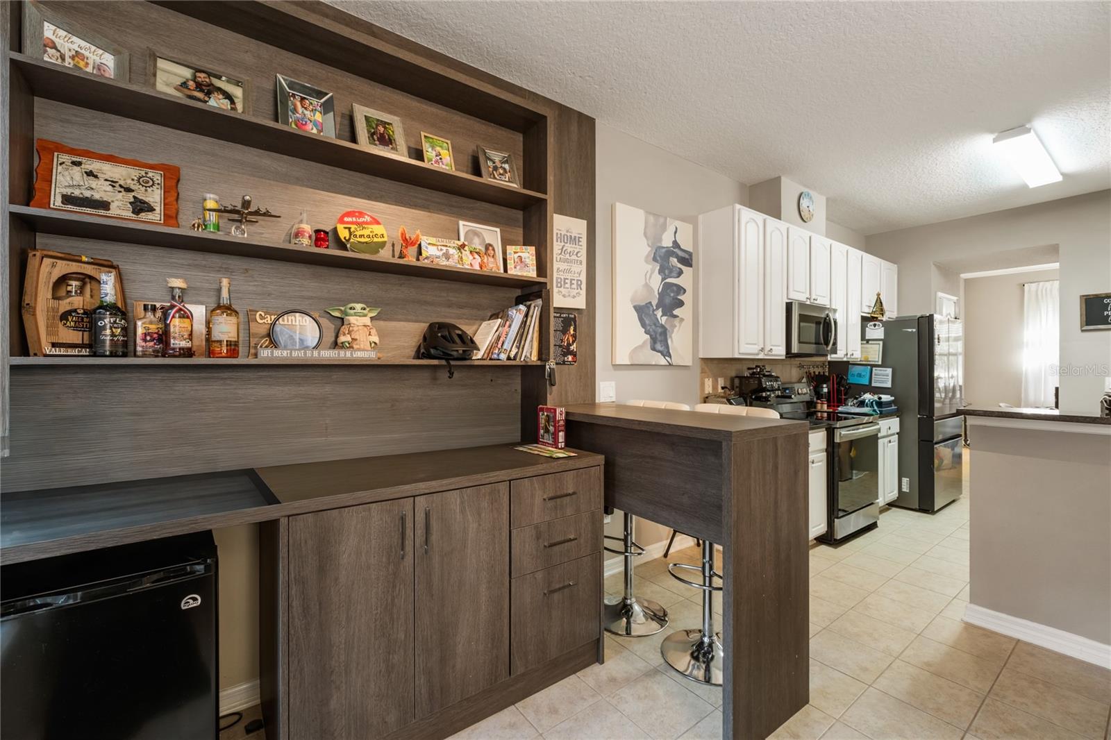 Image 8 of 21 For 7482 Bentonshire Avenue