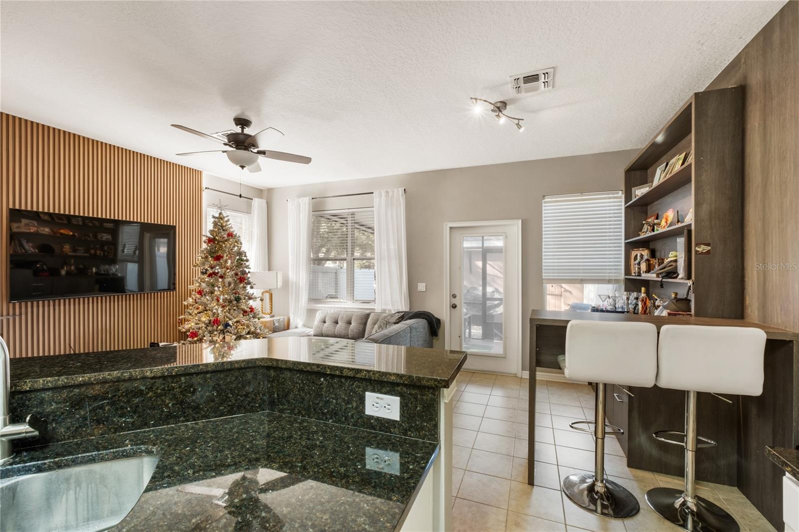 Image 9 of 21 For 7482 Bentonshire Avenue