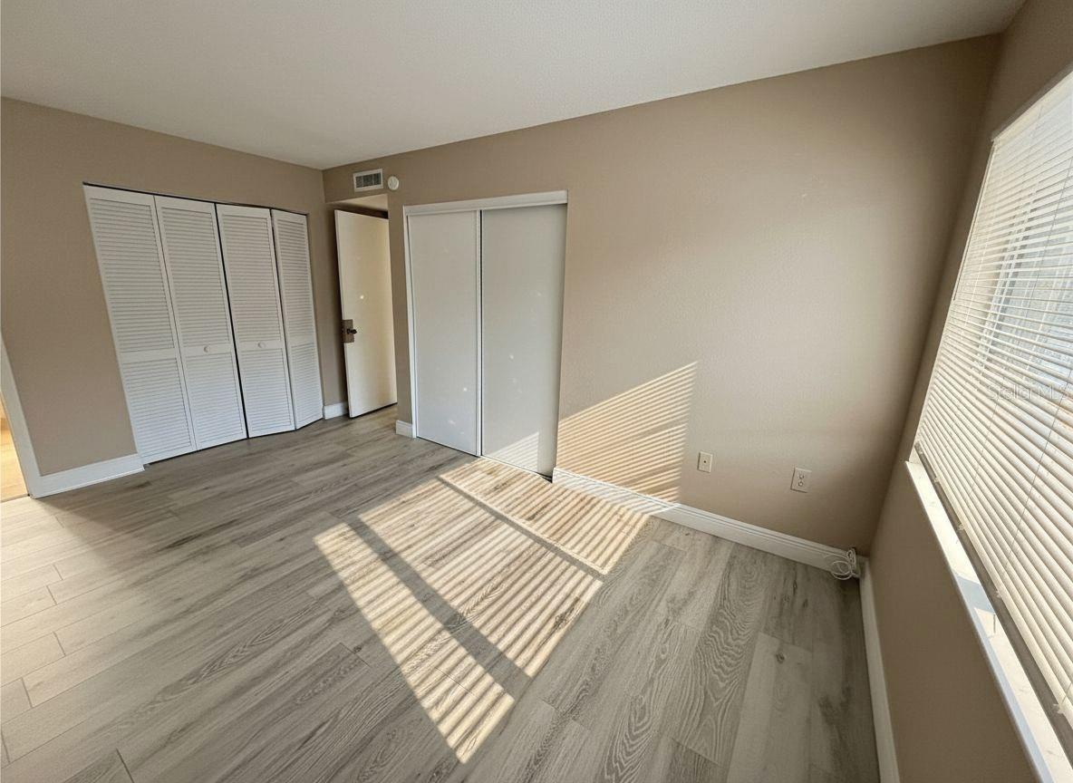 Image 17 of 44 For 4759 Texas Avenue 4759c