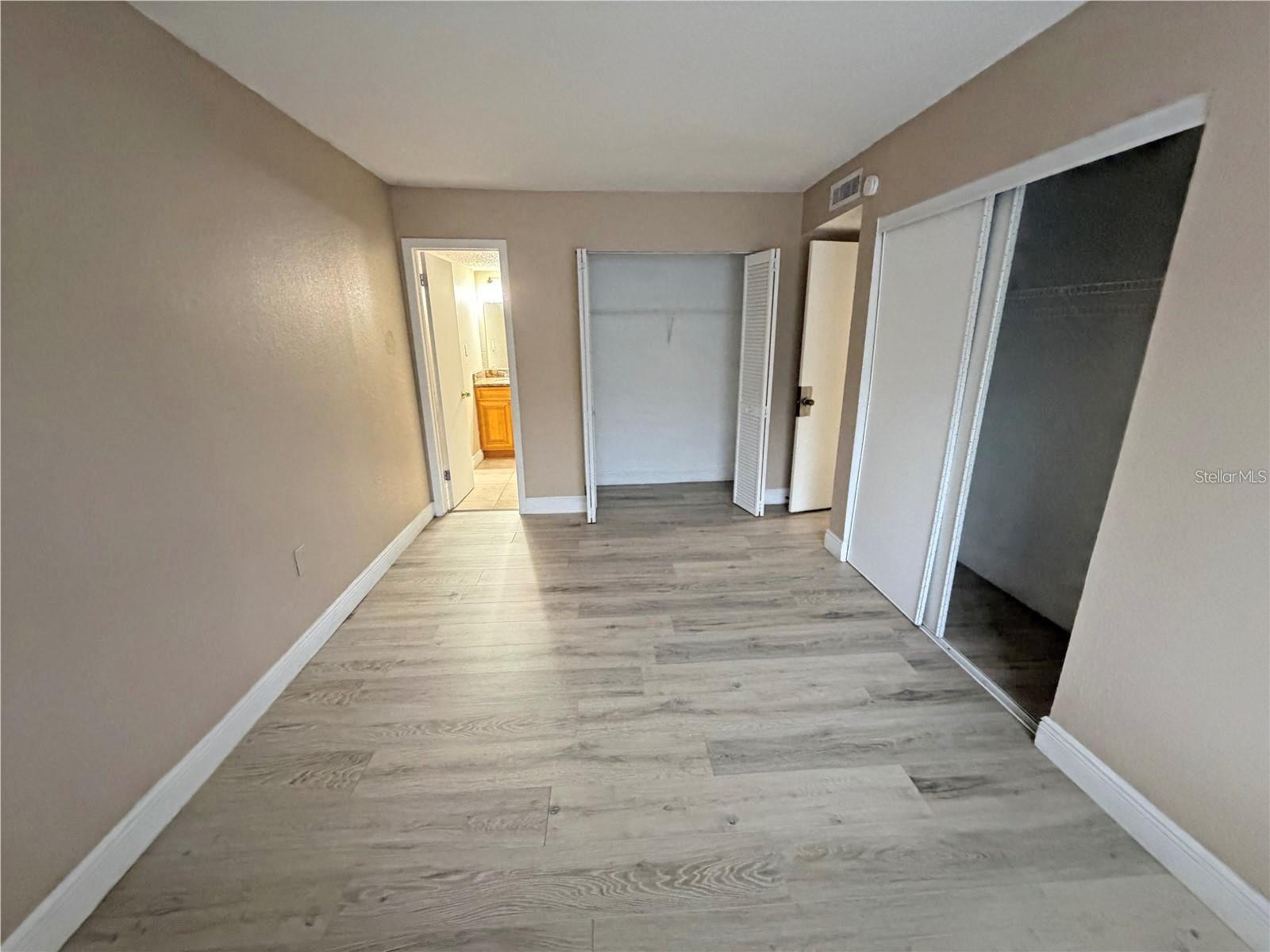 Image 24 of 44 For 4759 Texas Avenue 4759c