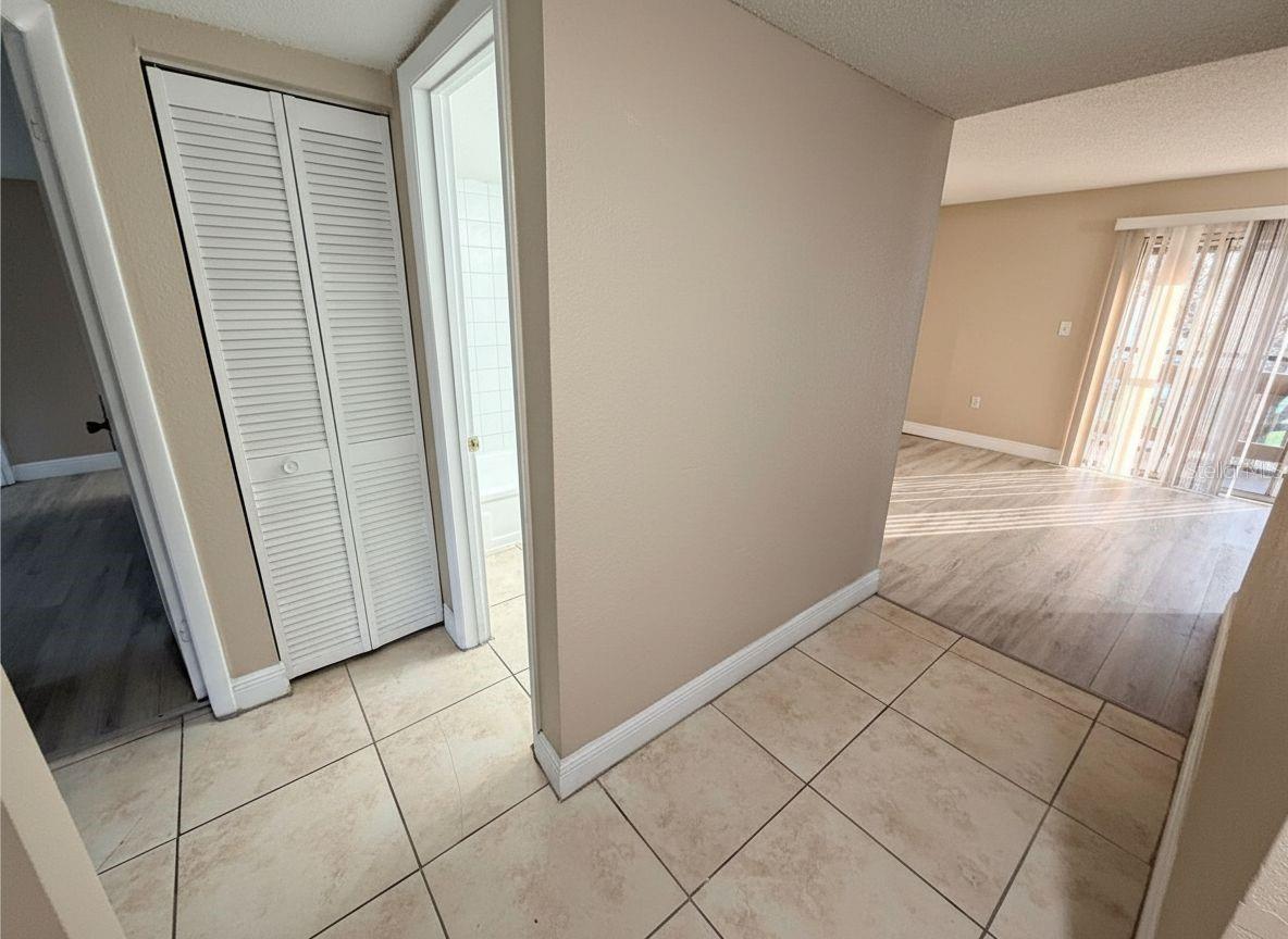 Image 32 of 44 For 4759 Texas Avenue 4759c