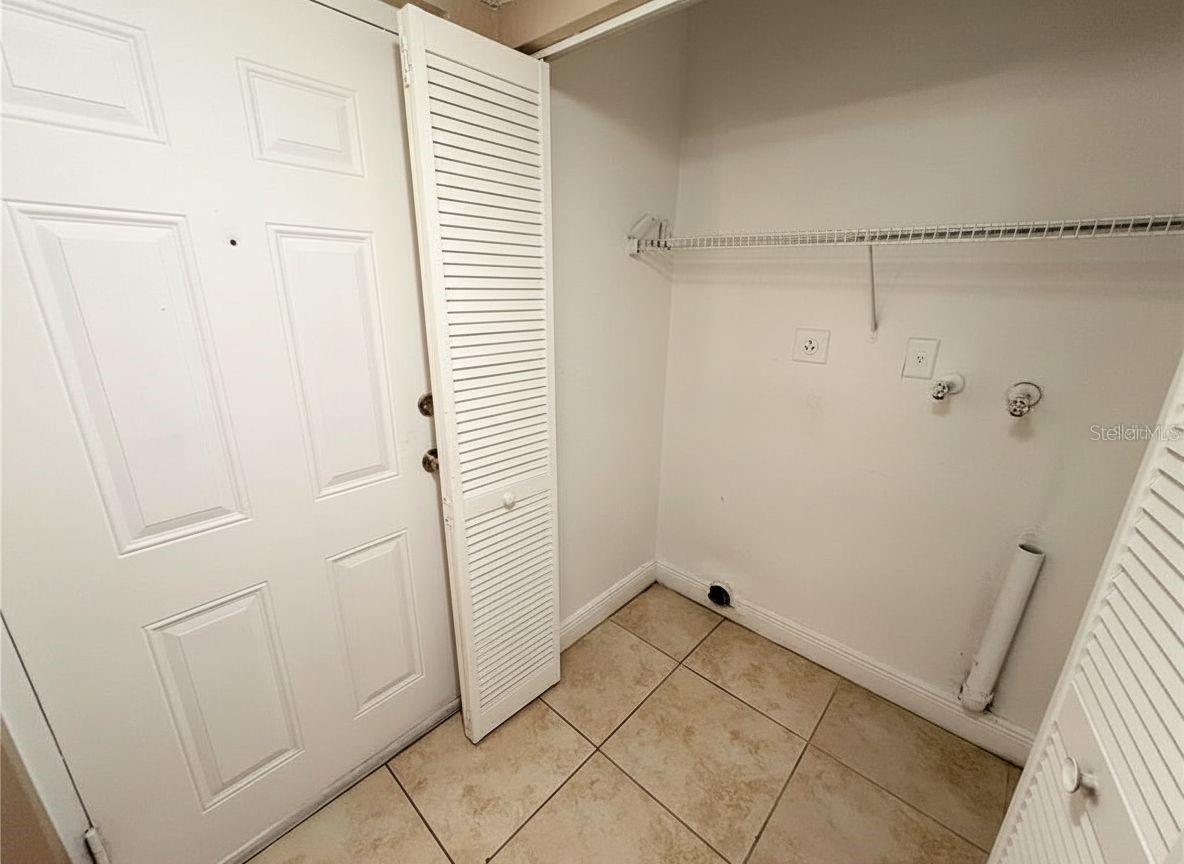 Image 4 of 44 For 4759 Texas Avenue 4759c