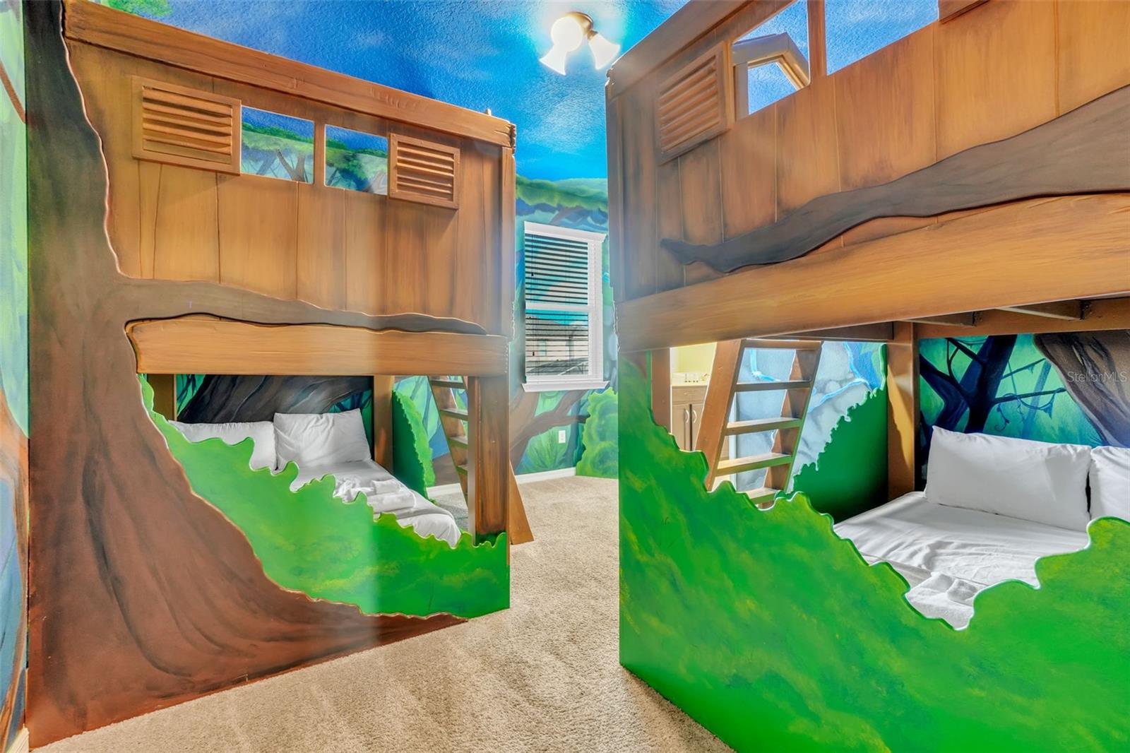 Image 37 of 88 For 9014 Sunshine Ridge Loop