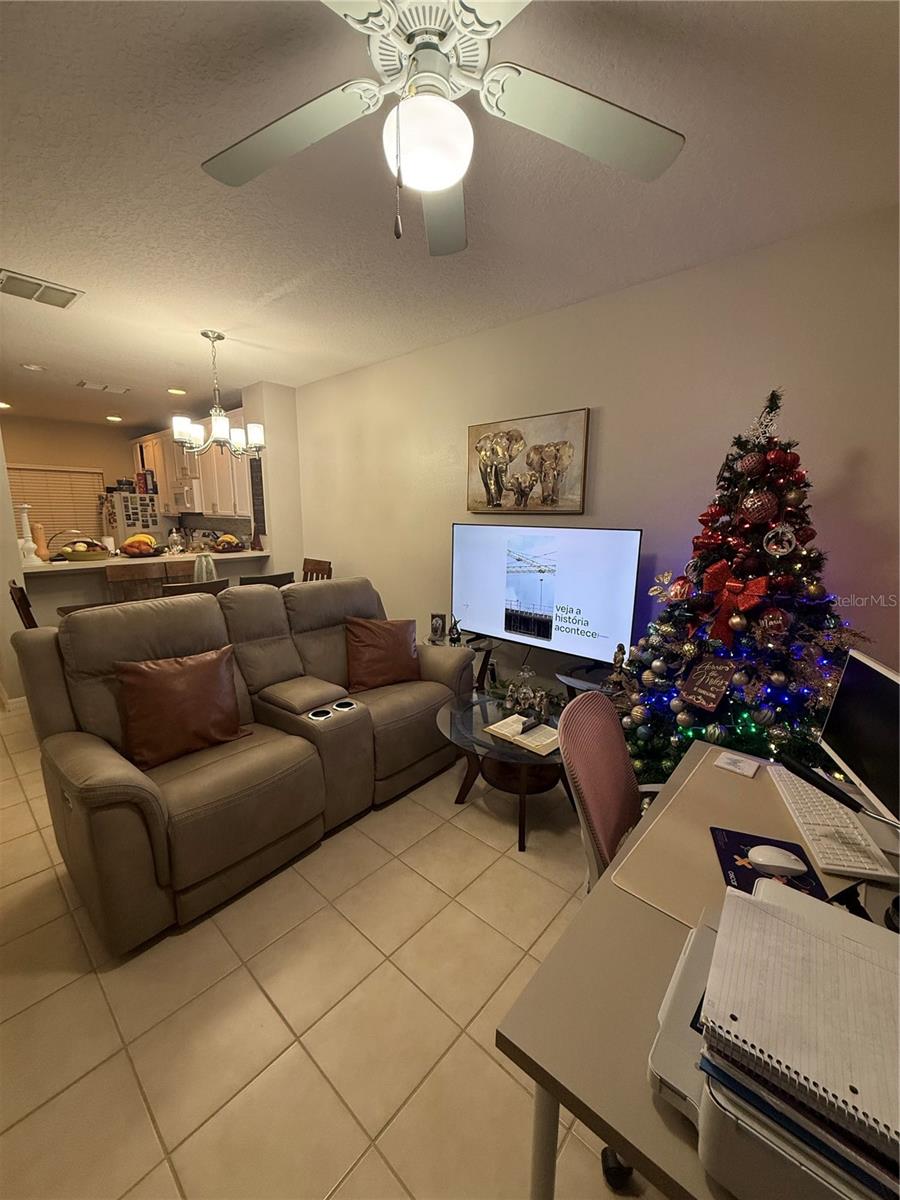 Image 11 of 22 For 10604 Savannah Wood Drive 84