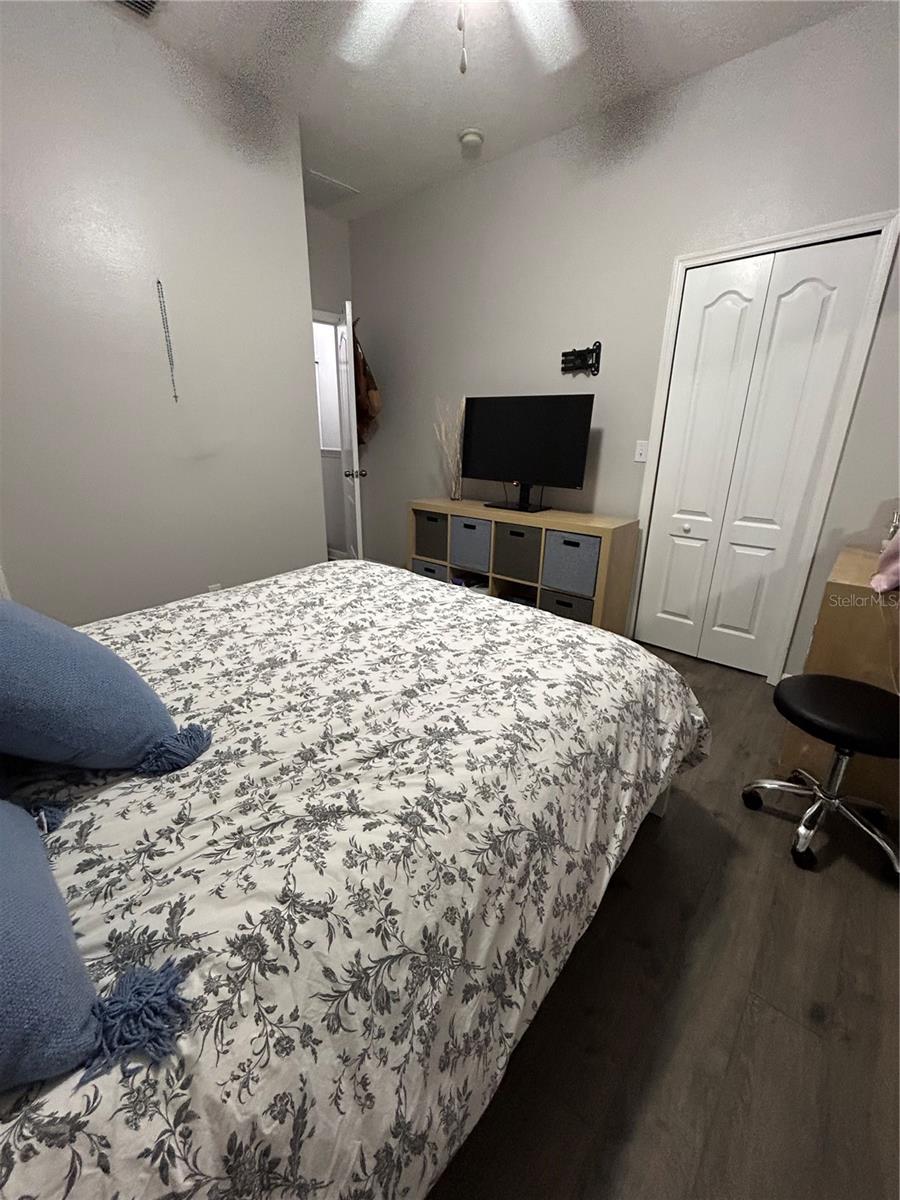 Image 19 of 22 For 10604 Savannah Wood Drive 84