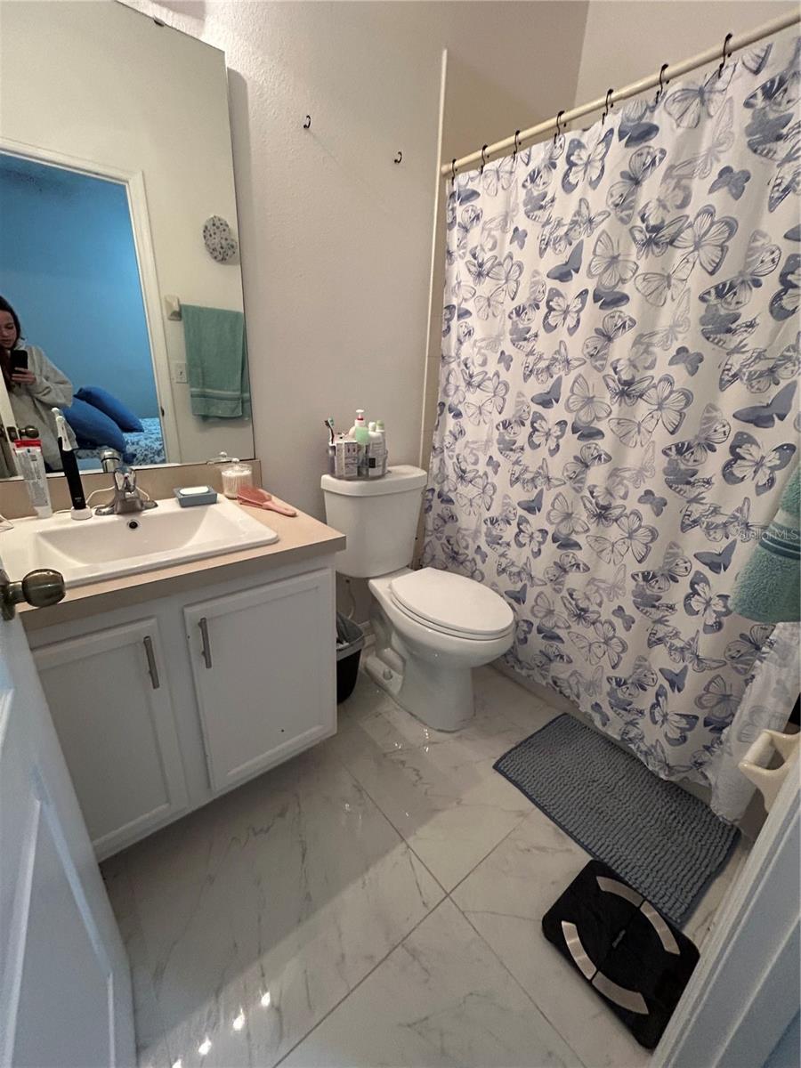 Image 20 of 22 For 10604 Savannah Wood Drive 84