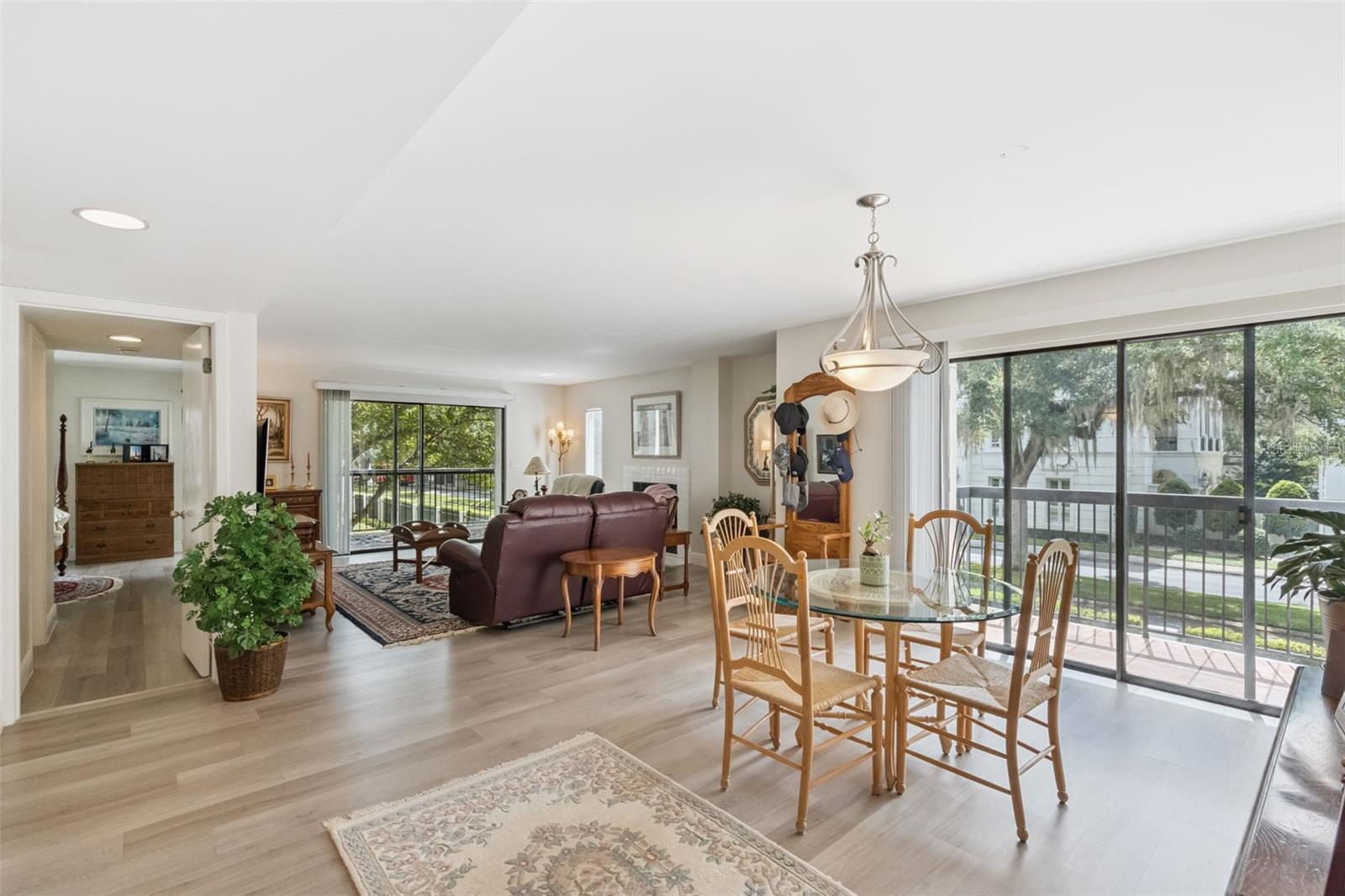 Image 4 of 19 For 300 Carolina Avenue 201