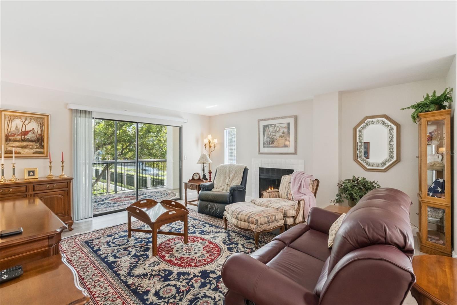 Image 5 of 19 For 300 Carolina Avenue 201