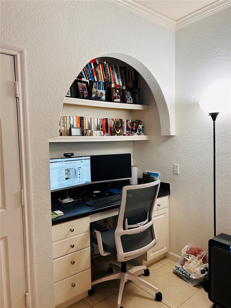 Image 6 of 11 For 860 Orange Avenue 276