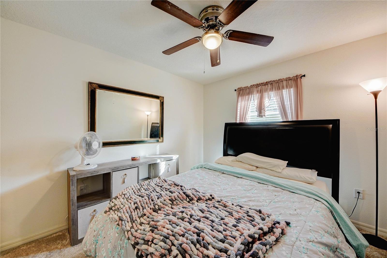 Image 21 of 31 For 3200 Casa Del Rey Avenue