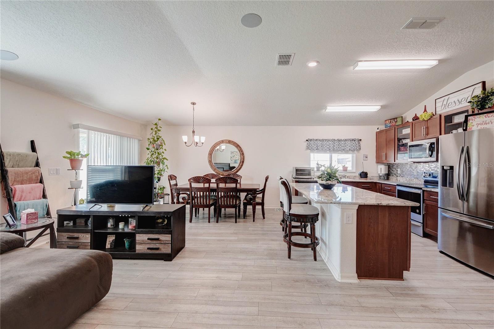 Image 7 of 31 For 3200 Casa Del Rey Avenue